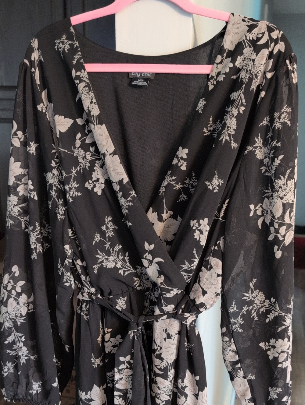 LCity Chic Black & Cream Floral Wrap Dress